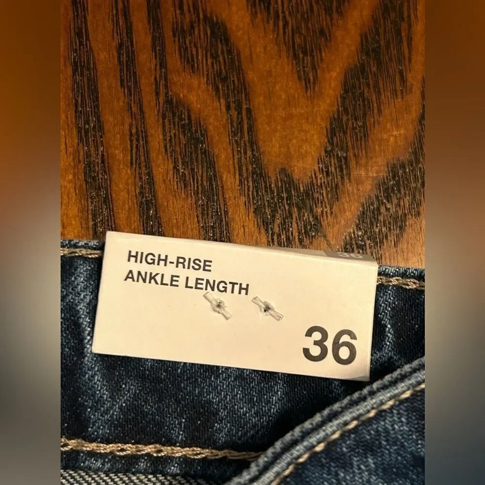 Zara high rise‎ ankle length jeans slim women’s US size 4 classic blue denim NWT